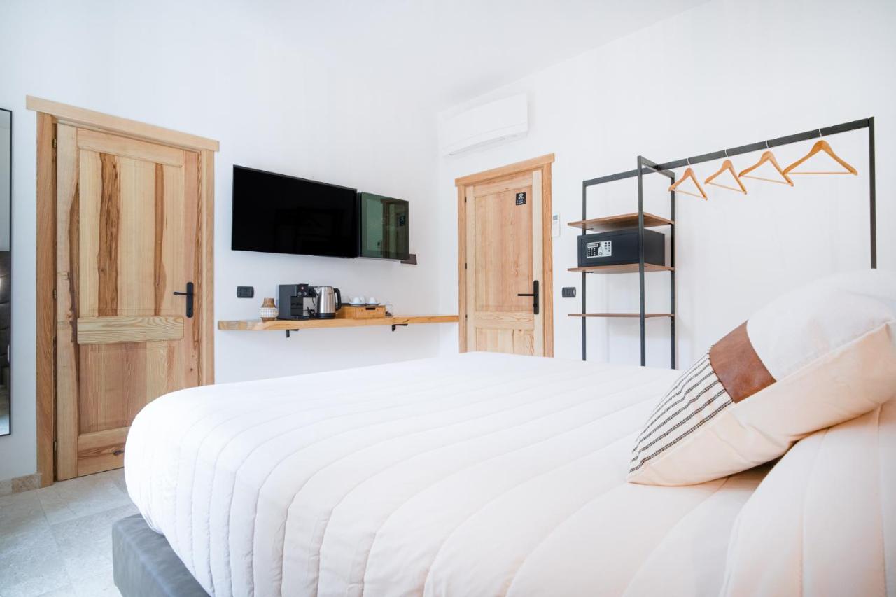 Готель Paghe Eco Luxury Experience Budduso Екстер'єр фото