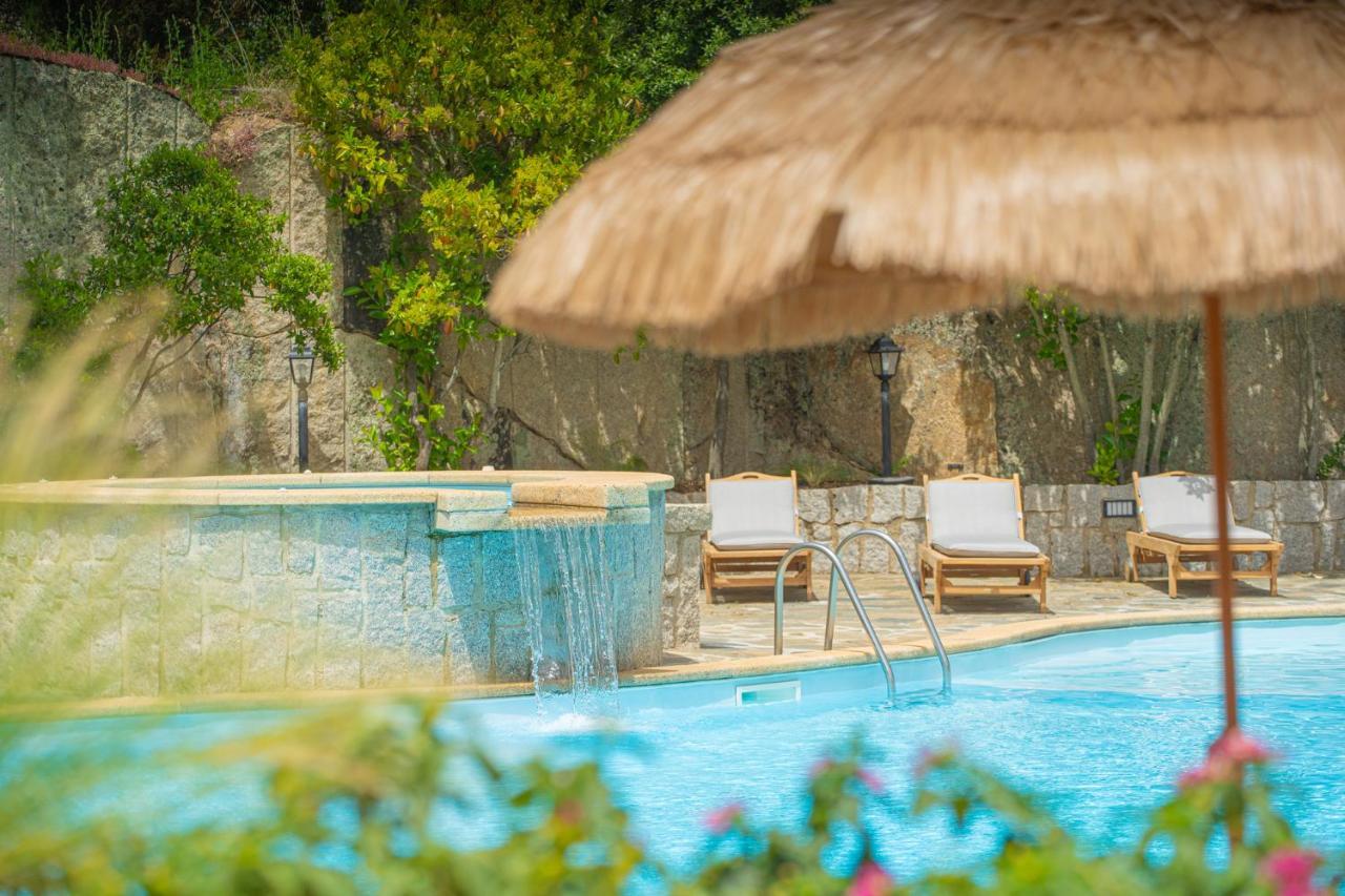 Готель Paghe Eco Luxury Experience Budduso Екстер'єр фото